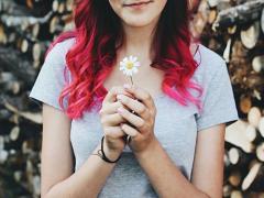 ぽんっと可愛い♡パールリングがあればトレンド手元のできあがり