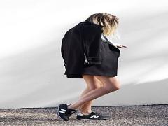 秋冬コーデのおしゃれ事情：流行り色3つで魅せる"ワントーン"スタイル