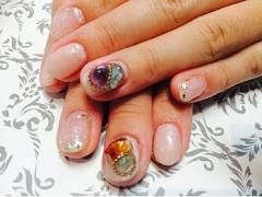 25歳からの攻めネイル。（ 天然石×ナチュラルカラー ）でひと夏の輝きを。