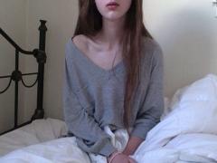 埋もれた鎖骨を掘り起こせ！デコルテ美人になり隊♡