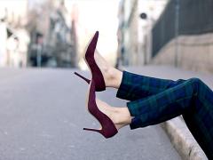 足元から秋を先取り♡さし色にピッタリな"こっくりカラーパンプス"をCHECK