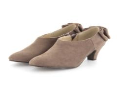 洋服だけじゃない！LOWRYS FARMのツボを押さえた雑貨が可愛いんです♡