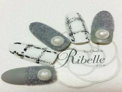 大人っぽいも可愛いも叶える。秋にしたいグレーネイルカタログ