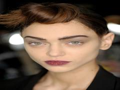 深まる季節はディープカラーに酔いしれて。ダークなLipでつくる最旬くちびる