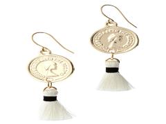 カジュアルで色気のあるスタイルを提案するGYDAのアクセサリー