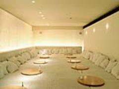 昼は赤ちゃんも安心。夜はしっとり大人のムードで楽しめるchano-maとは！？