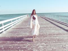 海コーデは"レディ感×楽ちん"が鍵！ちょっぴり大人なリゾートスタイル