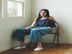 カジュアルさも大人っぽさも両方とるならKastaneの服を着るべし！！