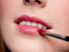 色っぽさ満点！ジューシーリップの作り方5つ