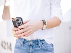 スマホの写真そのままじゃもったいない。おしゃれインテリアに変身しましょ