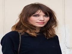 引き続き注目♡"アレクサ・チャン×AG"コラボ第2弾に学ぶトレンド5Items