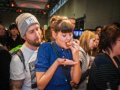 食べ方が汚い女性は恋愛対象外？がっかりされないための"食べ方"講座6選