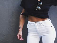 普通のシンプル→なんだかオシャレに♡一点豪華な主役アイテムでいつも同じとは言わせな