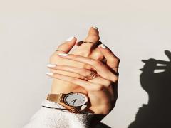 欲しいのは、心地よさ。”爪に優しい”ネイルポリッシュが揃うブランド4選