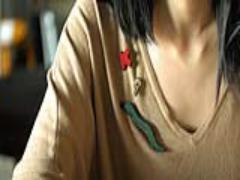 ベーシックなコーデのお供に。maison des perlesのワッペンで遊び心を入れて