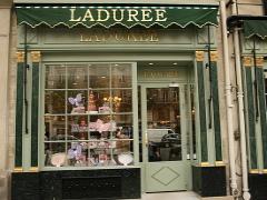 パリのスイーツを召し上がれ♡Laduréeの秋の新作パティスリーで素敵なひと時を。