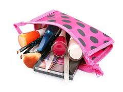 ポーチ軽量化計画！安くて優秀“ミニサイズコスメ”で一気に解決♡