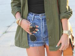 トレンドカラーを指先にも。カーキネイルでつくるこなれ感でこの秋は決める！