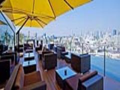 秋だからこそできる、テラスランチで優雅な気分を味わってみない？