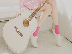 ギターをヘッドフォンで楽しめるVox amPlugがおすすめ♡かわいく演奏しちゃおう！