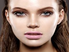 色っぽさが加速する♡"濡れ感"のあるウェットヘアで大人の魅力溢れる女性へ