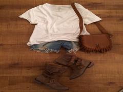 脱定番!!"UNGRID"のバッグで叶う旬顔スタイル