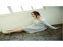 心をぱ～っと明るくする。寒い時だからこそ着たいキレイ色アイテム20選