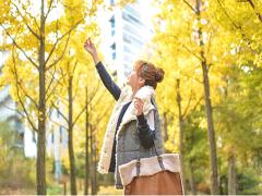 髪型バッチリでお出かけしよう。◯◯な秋を楽しむ行楽ヘアアレンジ集