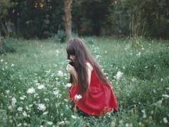 その効果、価格以上。ダイソーの「ローヤルゼリー美容液」で簡単に美髪をGetせよ