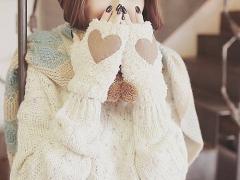 肌寒い時期に欠かせない。おしゃれを底上げしてくれる4つの小物