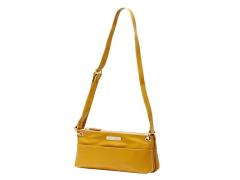 X-girlのバッグでCuteなストリートstyleをつくりあげる