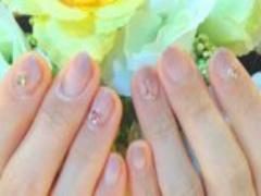 ネイルが主役の秋にする。#アクセサリーネイルでシンプルなのに華やかなワタシに＊