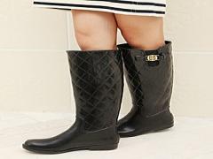 雨の日だっておしゃれは死守！大人カジュアルな長靴コーデ