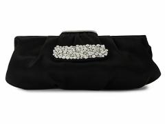 結婚式♡お呼ばれコーデの仕上げはクラッチバッグ