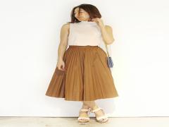 カジュアルの中にも上品さ漂うLagunaMoonが魅せるスカートスタイル