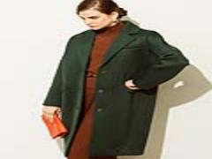 1枚でオトナの洗練スタイルに。フォレストグリーンの最新アイテム