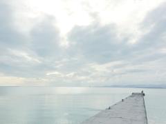 青と白浜の大地から。琉Qが届ける沖縄の恵みと知恵を、日常に。