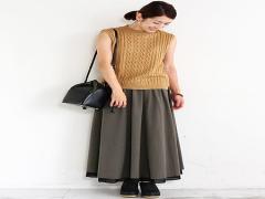 いつものカジュアルコーデにショルダーバッグをプラスして大人っぽい着こなしに！