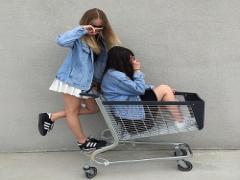 洋服が欲しいのに、欲しいのが見つからない。そんなときに実践してほしい買い物法