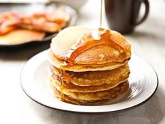 実ははちみつより優秀…？メープルシロップの美容効果とおすすめレシピ♡