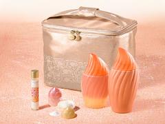 アユーラから11月1日かわいいポーチに入ったコフレセットが登場♡