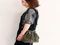 2015年版！秋服にぴったりのレディースショルダーバッグ♪