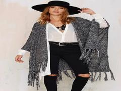 秋の二大帽子！つば広帽とニット帽に似合うヘアスタイルをリサーチせよ♪