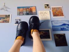 靴下とシューズとボトムスの絶妙バランス。お洒落さんの冬の足元事情を調査した件