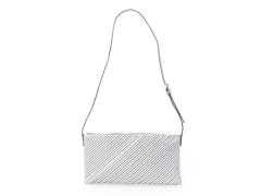 ナイロン製ショルダーバッグは軽くて丈夫！持ってて損はなし♡