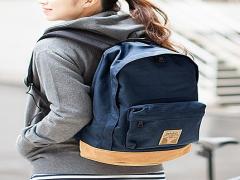 取り入れる人増えてます！デイパックを使った大人カジュアルコーデ