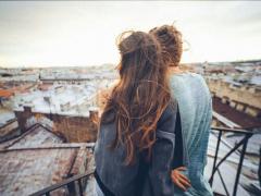 SNS・写真・プレゼント…元カレとの思い出、消す派・消さない派徹底解剖＊