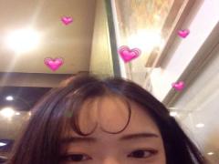 キュートエッセンスを髪に挟み込む。ヘアクリップアレンジ大全集♡