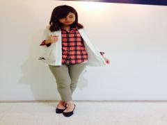 春から冬まで大活躍♪赤チェックシャツコーデ