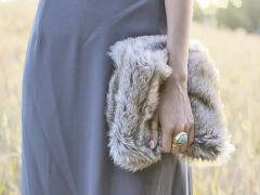 魅惑の”ぽんぽん”で視線をいただき！「モコモコBAG」でもっとガーリーに。